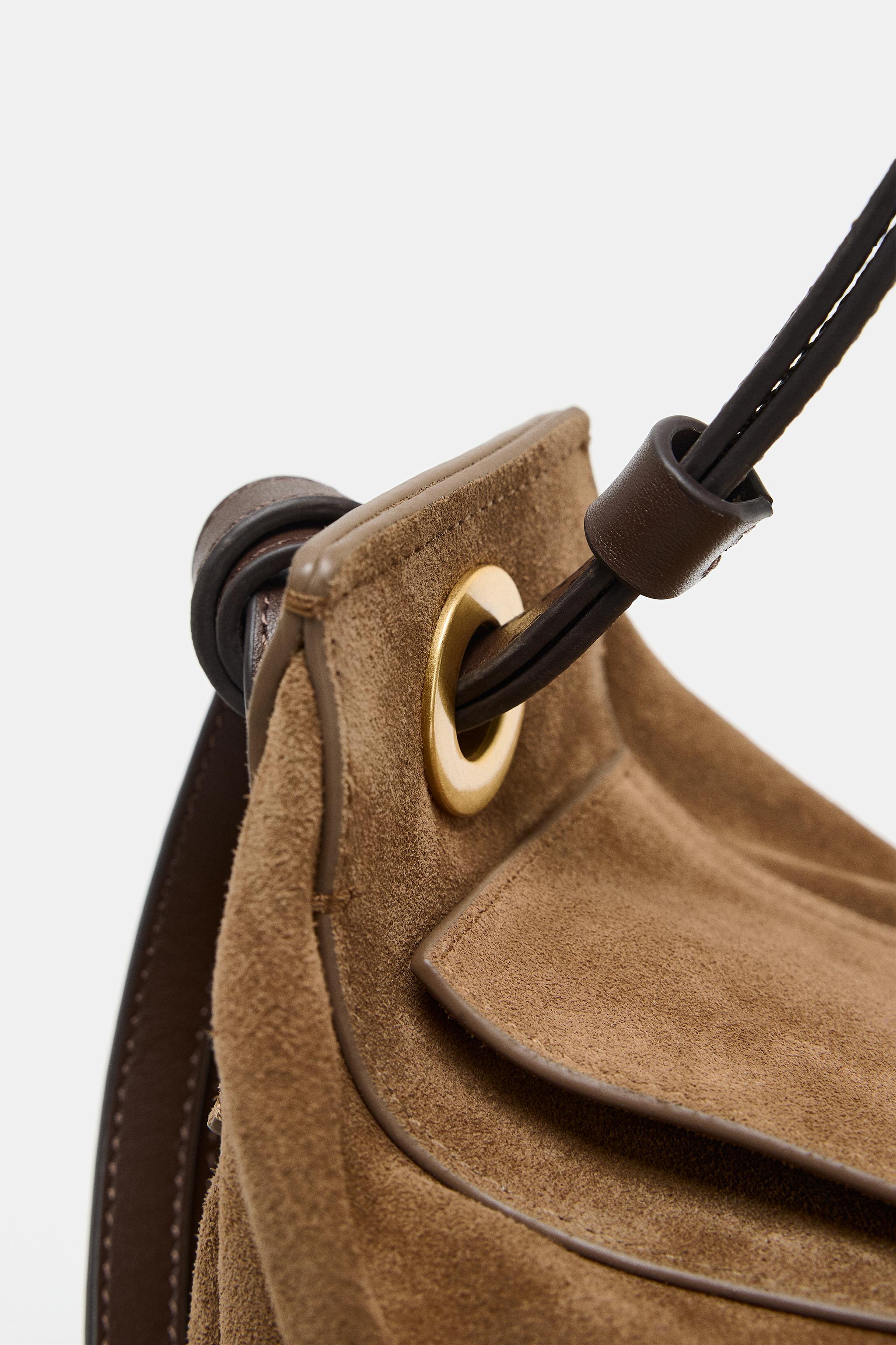SAC À MAIN EN CUIR ALLONGÉ